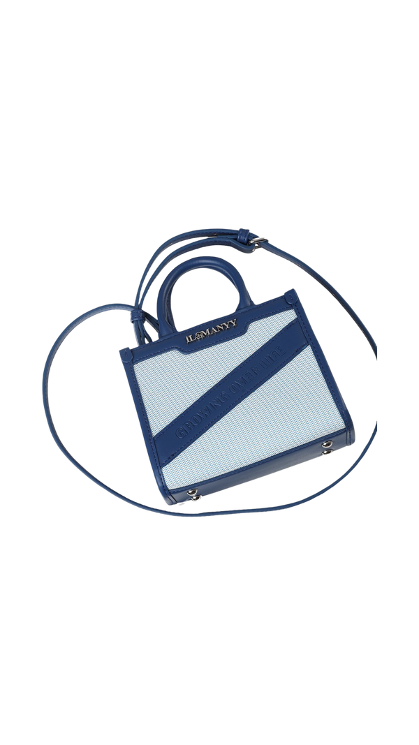 Chic and Spacious Women's Tote Bags